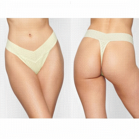 SKIMS Other - Skims Logo Mesh Thong Bone